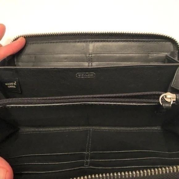 Coach black leather zipper accordion wallet